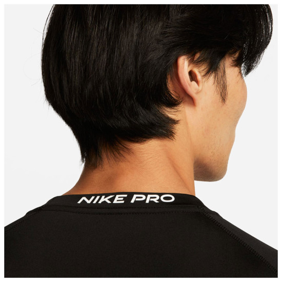 Nike Ανδρική μακρυμάνικη μπλούζα Pro Dri-FIT Tight Long-Sleeve Fitness Top Nike Ανδρική μακρυμάνικη μπλούζα Pro Dri-FIT Tight Long-Sleeve Fitness Top